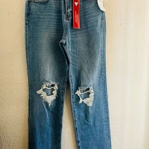 Guess Jeans women’s jeans  DANNY RELAXED
STRAIGHT 29X32 NWT